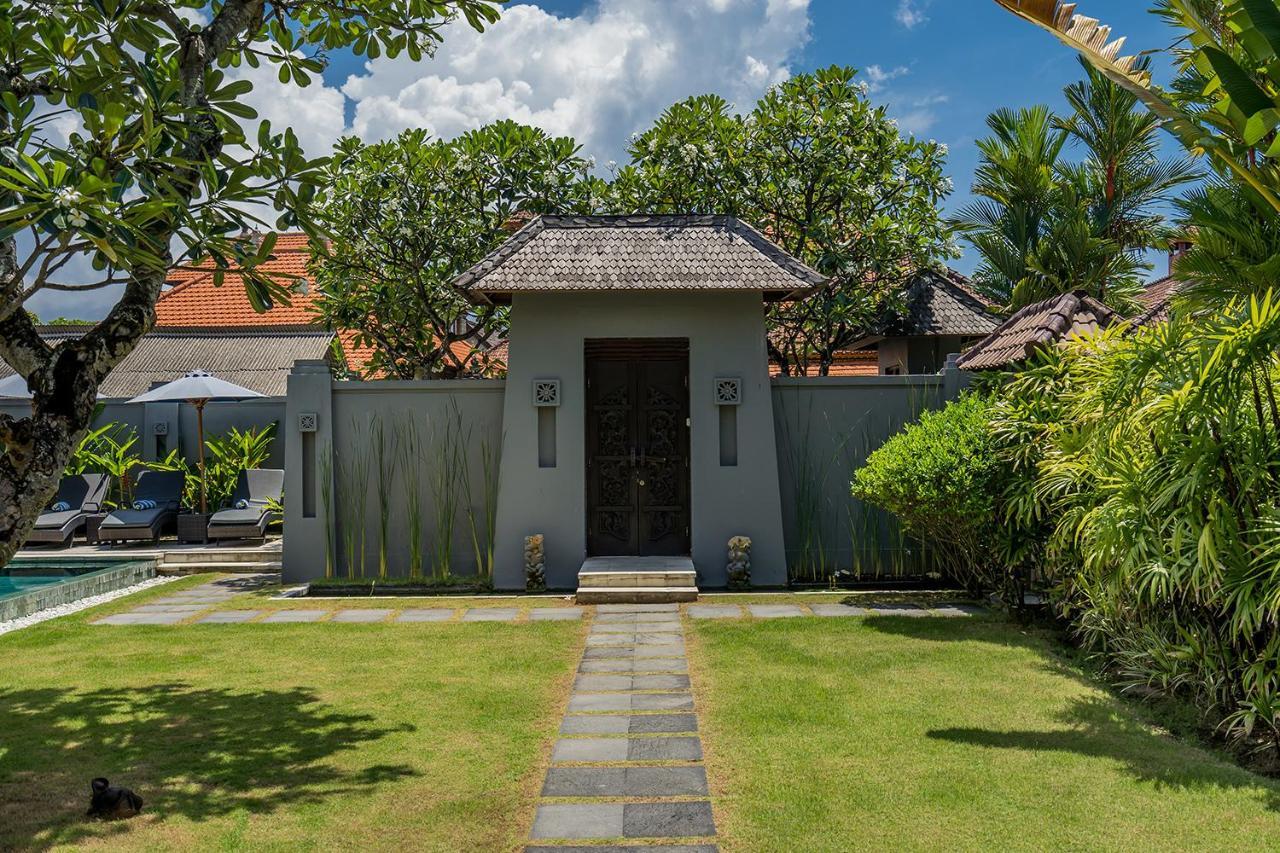 Bali Villa Lotus Seminyak Exteriör bild
