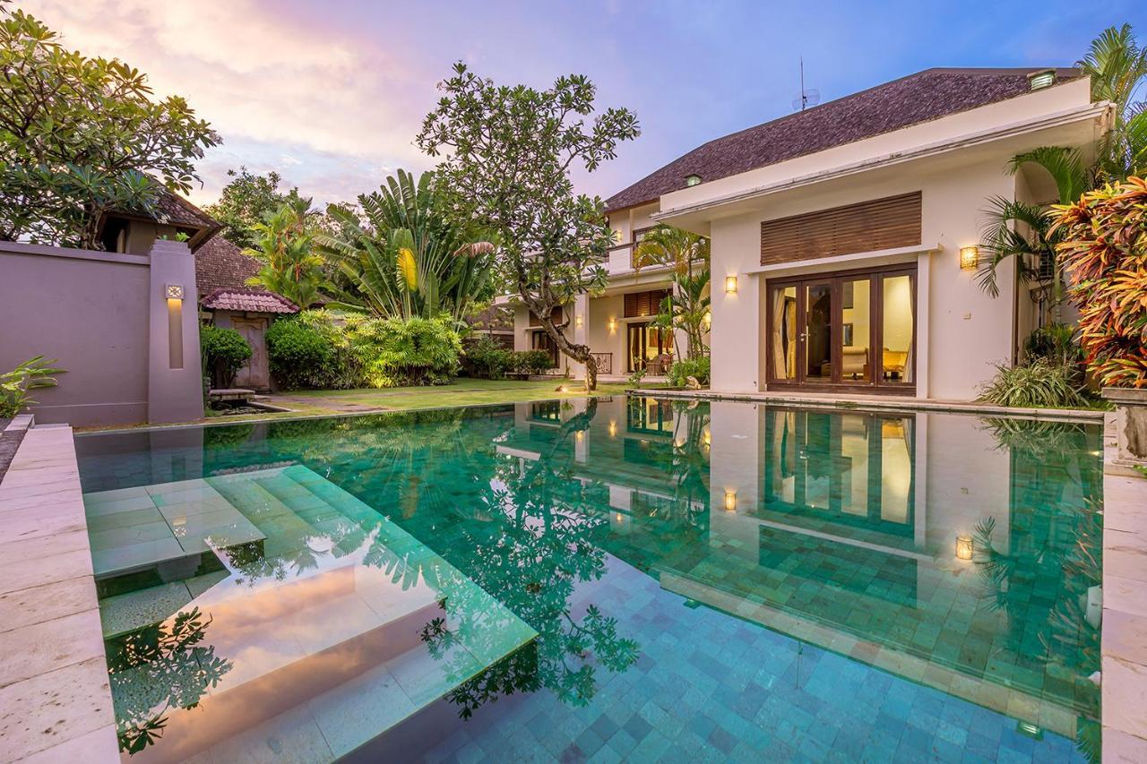 Bali Villa Lotus Seminyak Exteriör bild