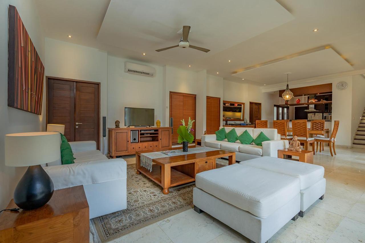 Bali Villa Lotus Seminyak Exteriör bild