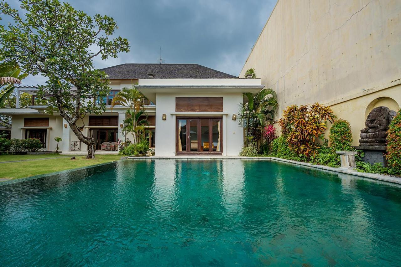 Bali Villa Lotus Seminyak Exteriör bild