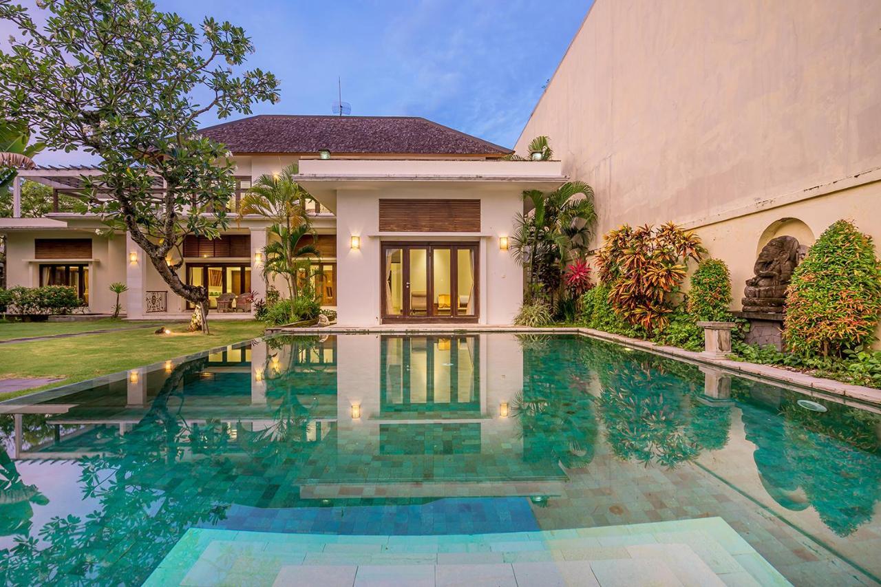 Bali Villa Lotus Seminyak Exteriör bild