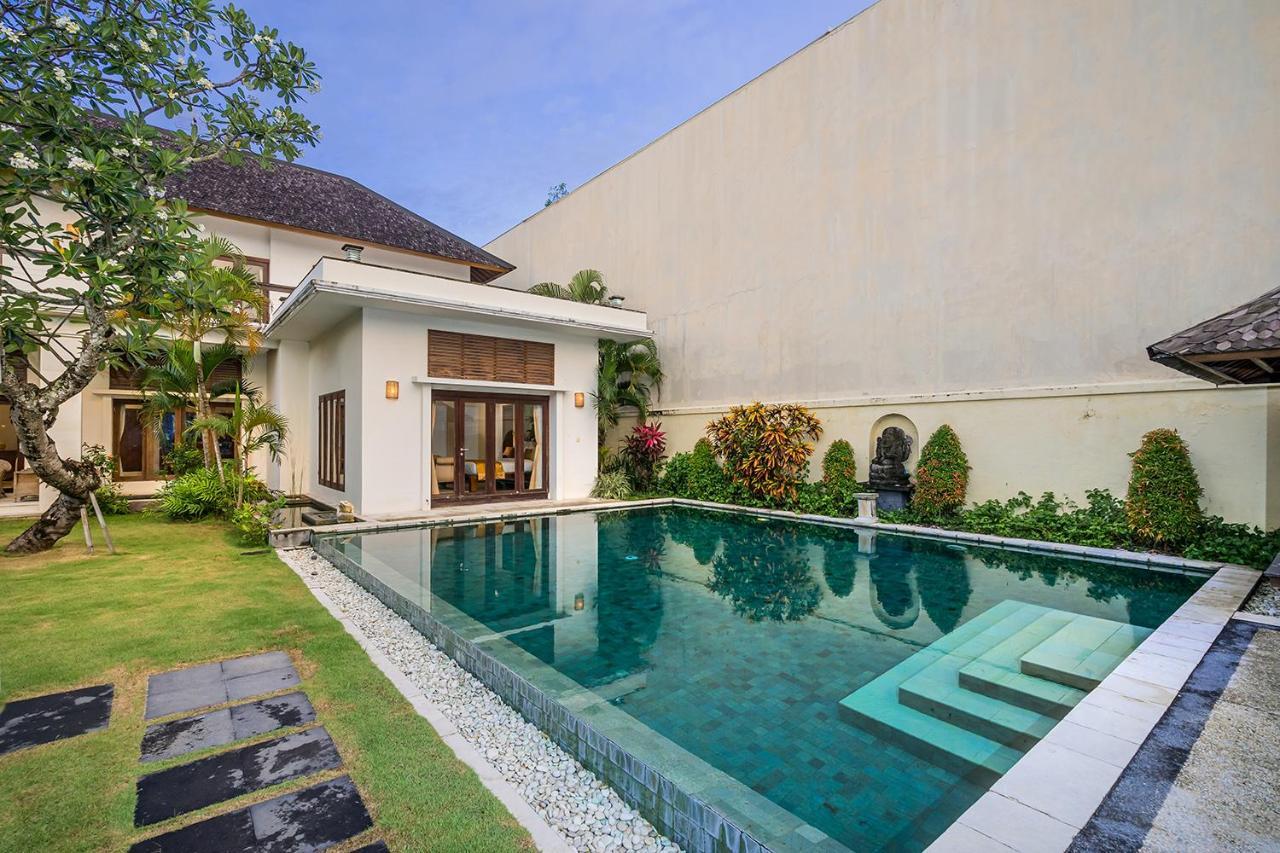 Bali Villa Lotus Seminyak Exteriör bild