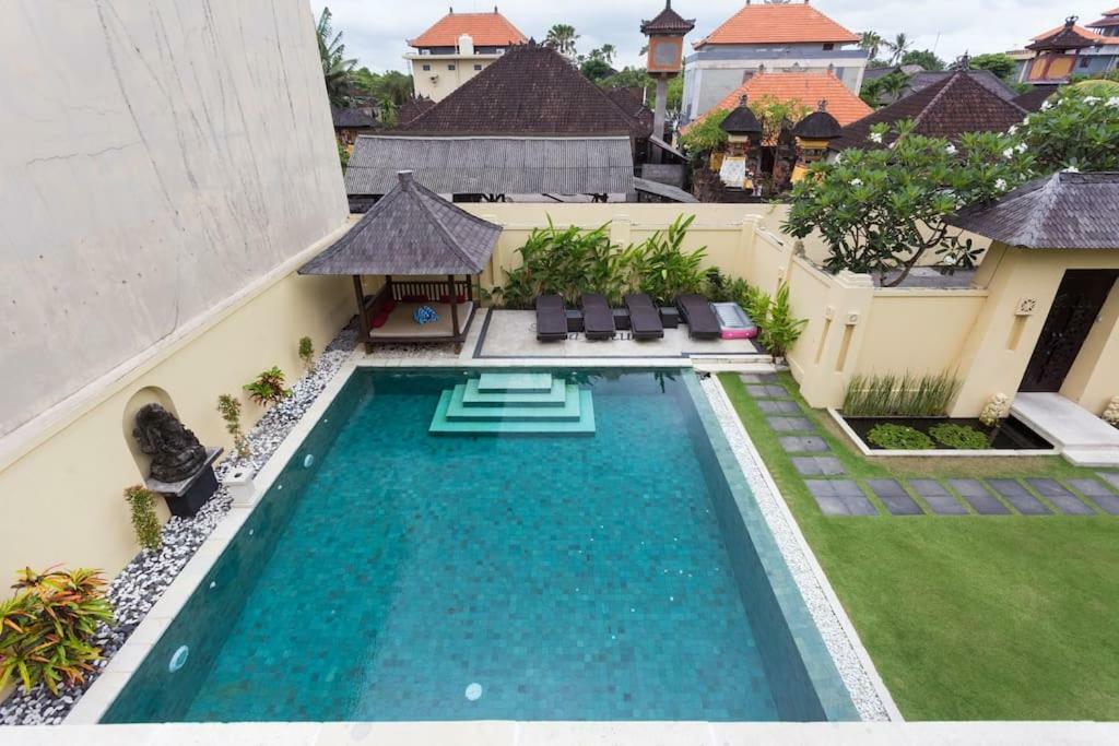 Bali Villa Lotus Seminyak Exteriör bild